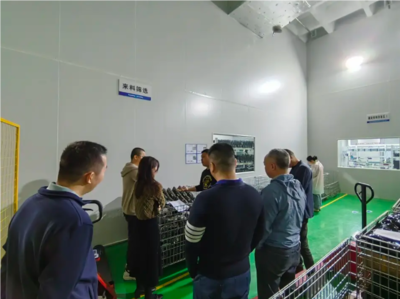 橙柚青攜手客戶共探雨翔再制造工廠，深化技術進出口合作共謀發展
